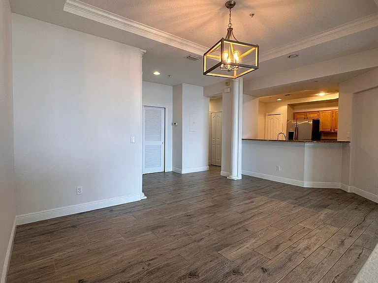 3702 NE Indian River Dr #201 — Photo 18