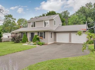 92 Croft Dr, Manchester, CT 06042