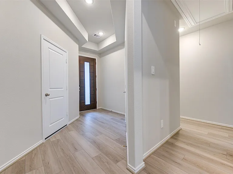 9515 Sierra Crest Ln — Photo 5