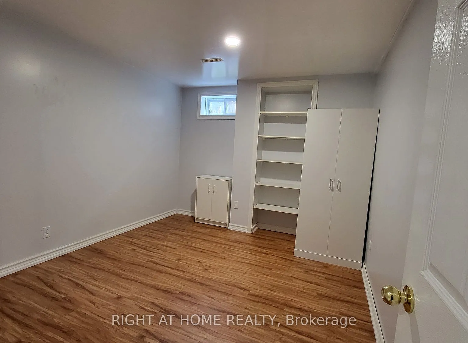 2 bed, $2,100 — Photo 4