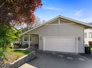 105 Cedar Ridge Ter, Rogue River, OR 97537