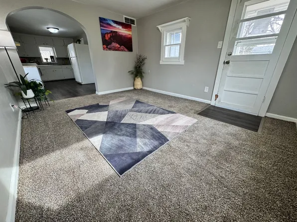 802 Colorado St, Waterloo, IA 50703