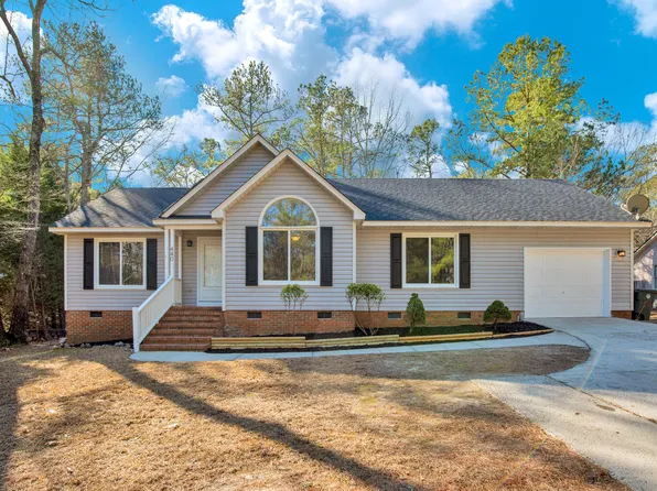 440 Randolph Ave, Fayetteville, NC 28311