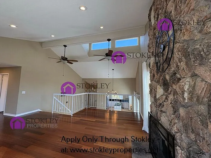 55 Saint Thomas Ln — Photo 10