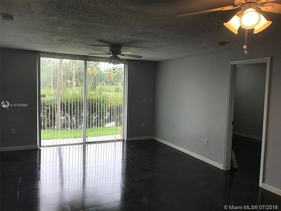 5th image of 1740 NW North River Dr APT 122
