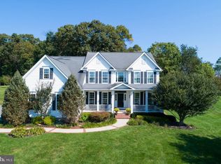 476 Calvins Dr, Sykesville, MD 21784