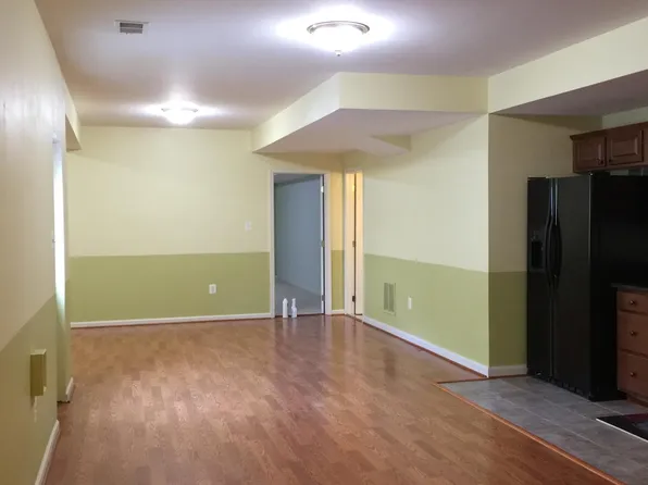 43589 Majestic Prince Pl #Basement, Chantilly, VA 20152