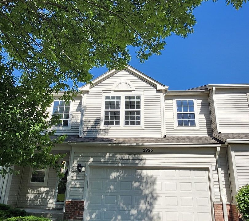 2nd image of 2926 Peachtree Cir #0