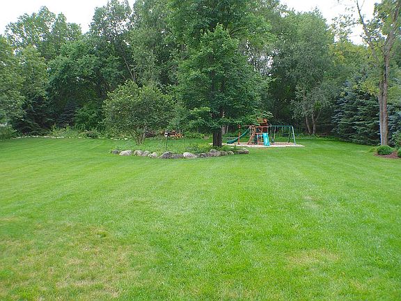 3rd image of 4345 Sherwood Forest Ct