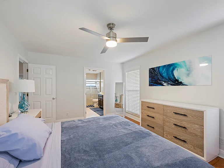 756 Juniper Pl — Photo 8