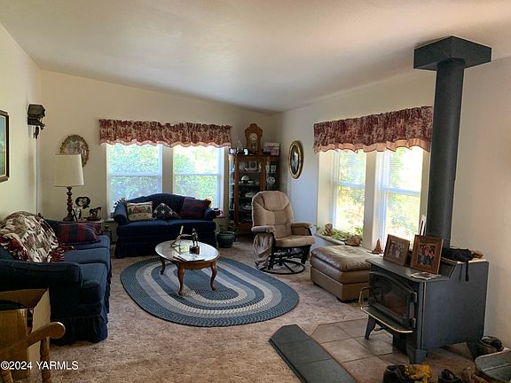 5th image of 511 S Fork Rd