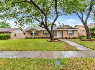 2334 Larchmont Dr, Mesquite, TX 75150