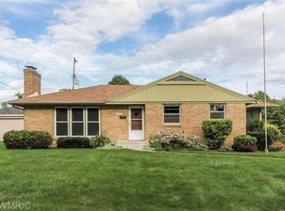 1532 Lewison Ave NE, Grand Rapids, MI 49505