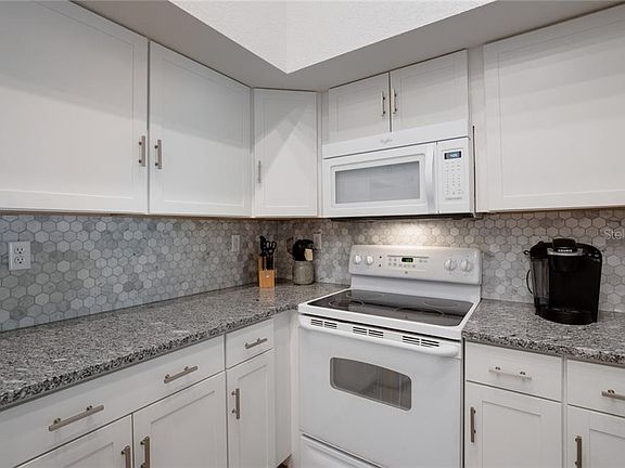 3rd image of 4114 Central Sarasota Pkwy APT 1122