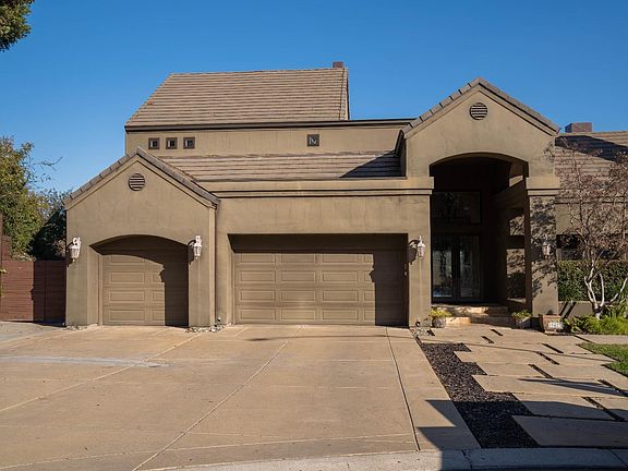 2nd image of 11417 Scarlet Oak Dr