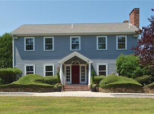 827 E Shore Rd, Jamestown, RI 02835