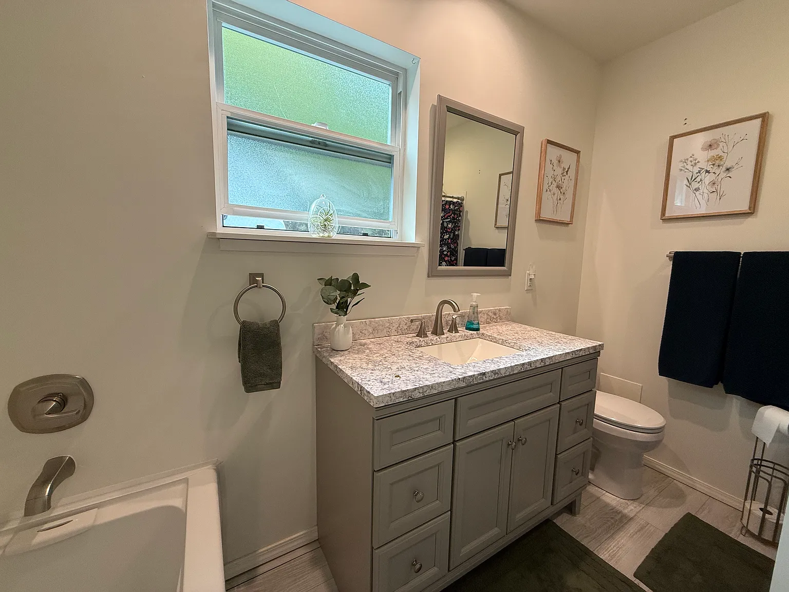 1 bed, 800 sqft, $2,000 — Photo 2