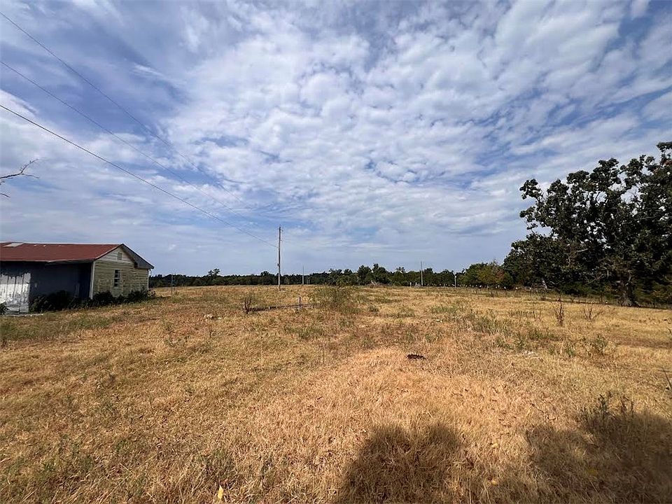 2nd image of 21990 Keaton Rd