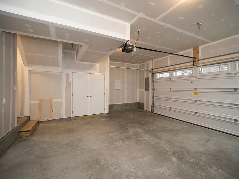 360 Coastal Ave #101 — Photo 33