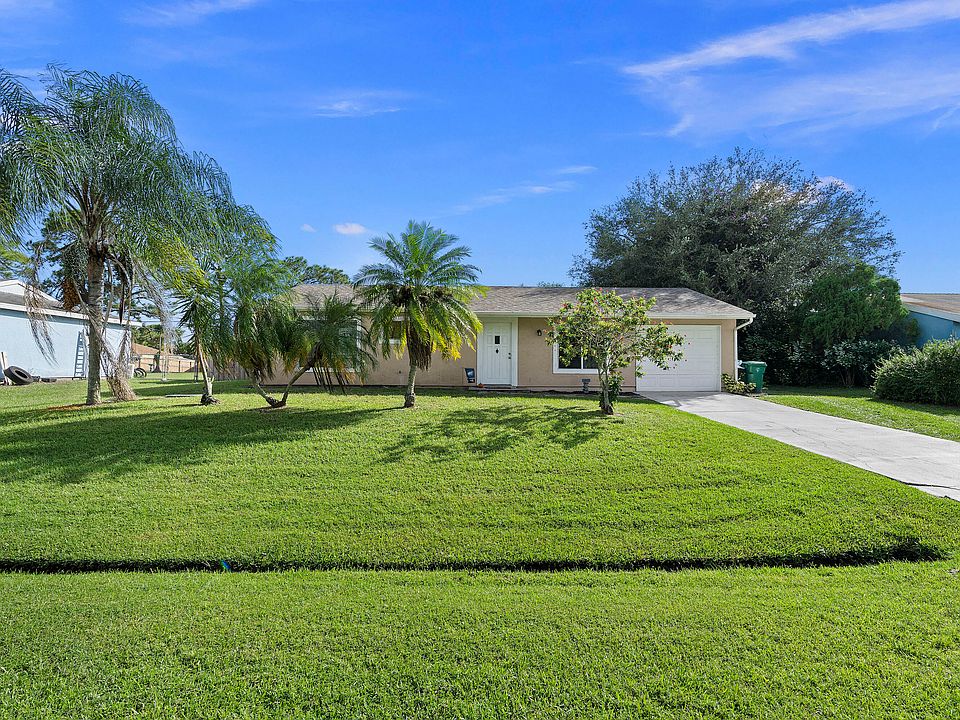 1st image of 350 SE Dalva Avenue