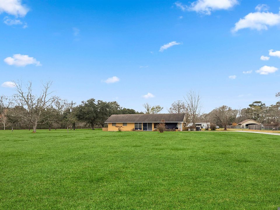 1st image of 10432 Lovett Rd