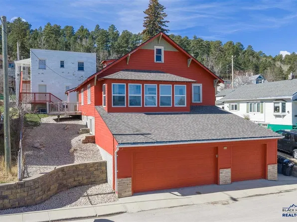 37 1st St, Lead, SD 57754
