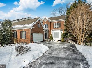 115 Camelot Ln, Newtown Square, PA 19073