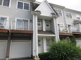12 Crystal Hill Dr, Pomona, NY 10970