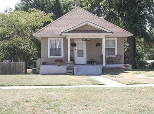 309 N Main St, Medicine Lodge, KS 67104