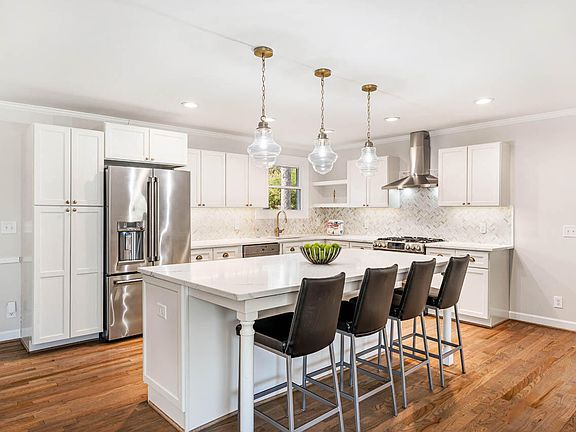 5th image of 231 Flemington Rd