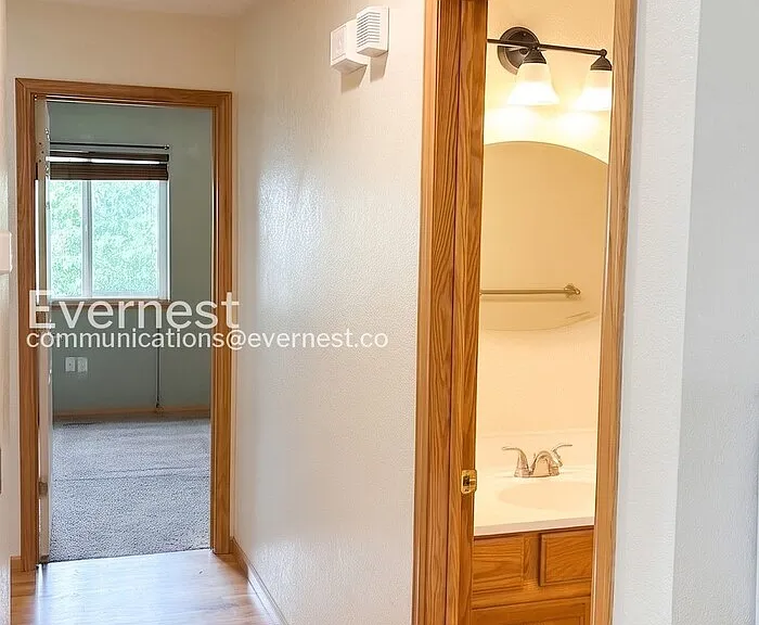 250 Opal Ct — Photo 8