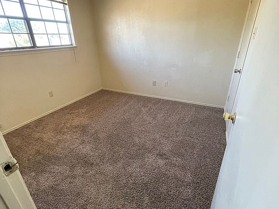 4th image of 7504 Tulane Dr APT B