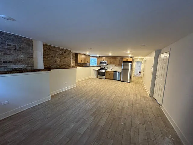 3025 W Ainslie St #GN — Photo 2