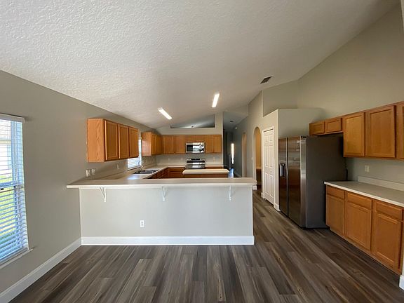 5th image of 131 Prairie Falcon Dr