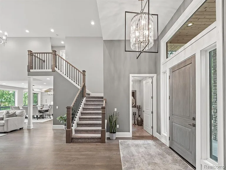 3511 Lakecrest Dr — Photo 17