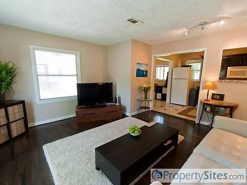 4th image of 6510 Westview Dr