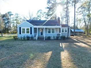 206 Maple Ave, Hamlet, NC 28345