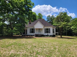 901 Borum St, Unadilla, GA 31091