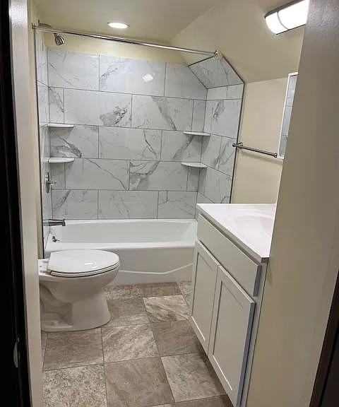 Master bathroom.