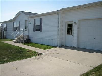 1st image of 11178 Chestnut Sq