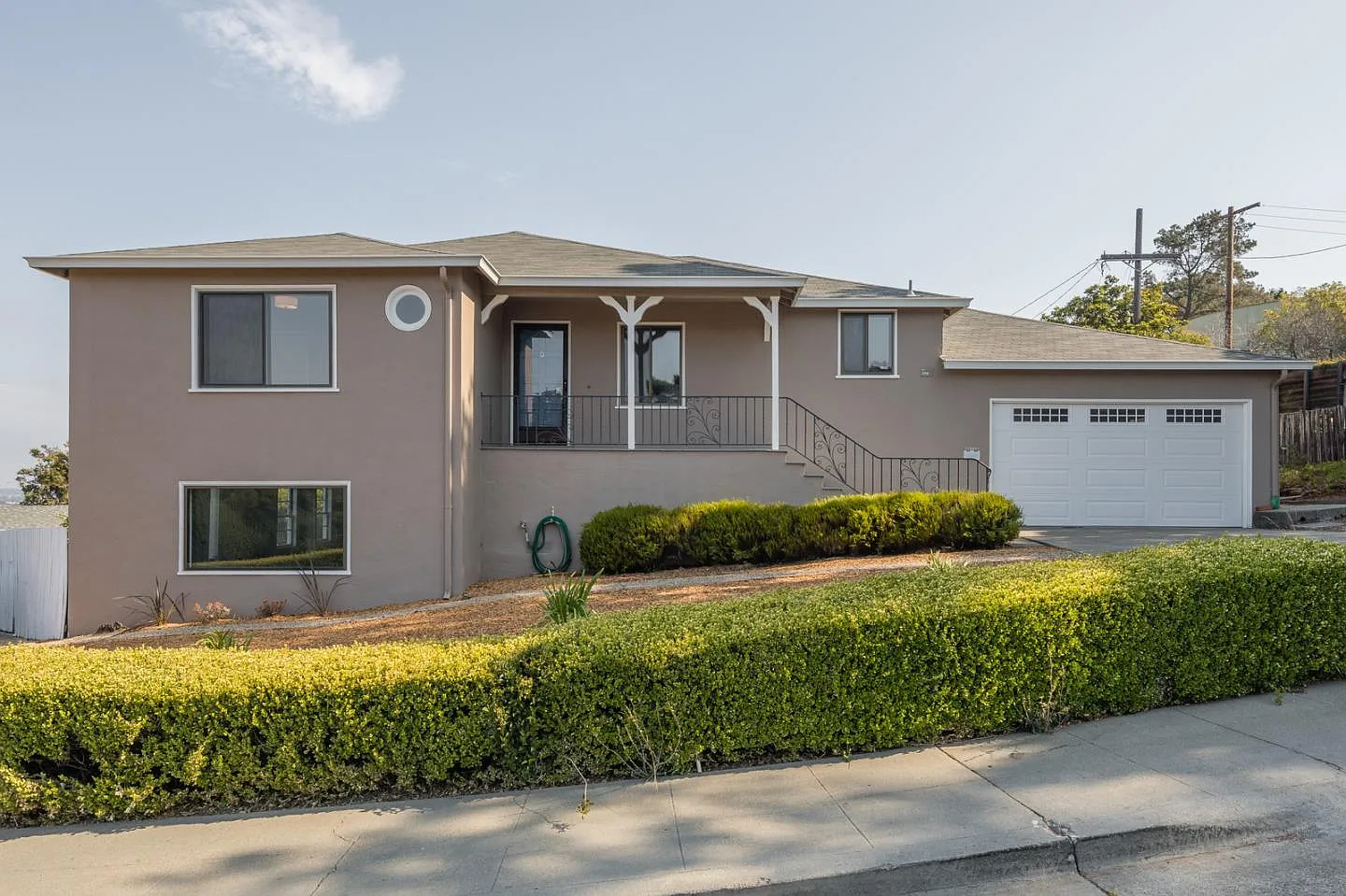 3901 Marshall Ave photo 1