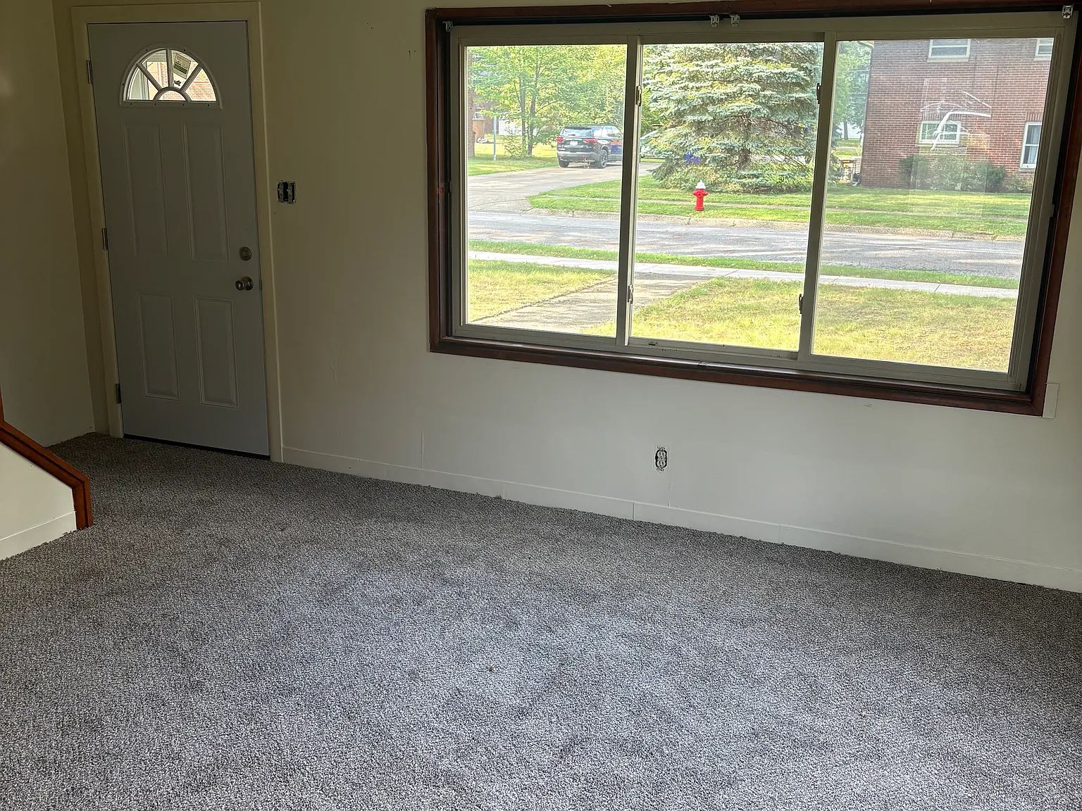 2 bed, $950 — Photo 3