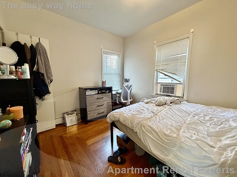 781 Somerville Ave #3 — Photo 4