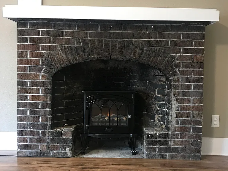 301 SE Baker St #1 — Photo 10