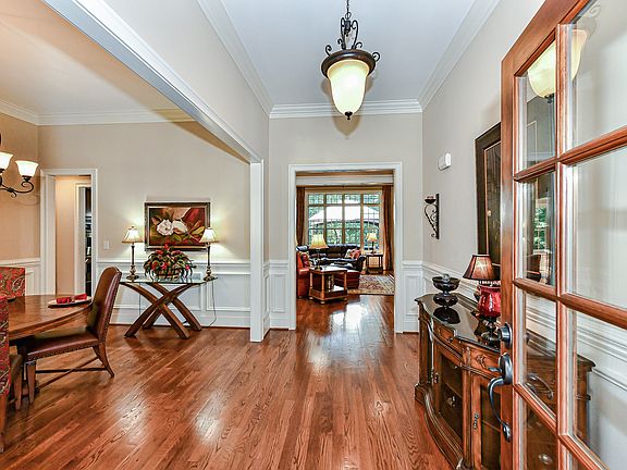 4th image of 7396 Bay Cove Ct