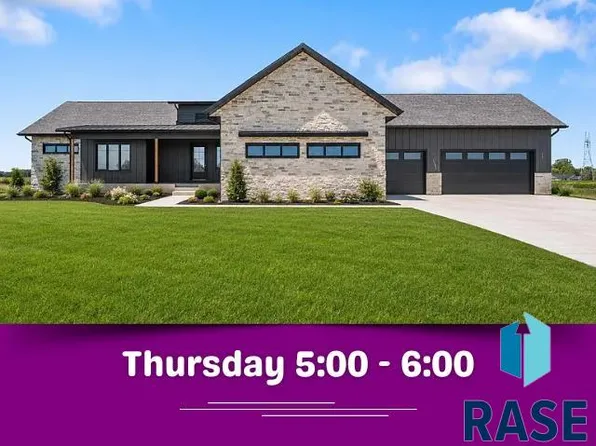 27106 Meadowlark Ct, Harrisburg, SD 57032