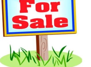 8708 E Silverbell St, Sioux Falls, SD 57110