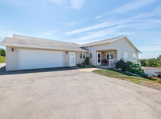 211 Watertower Cir, Iron Ridge, WI 53035