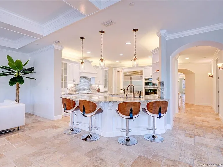 1528 NE Outrigger Landings Dr #208 — Photo 18