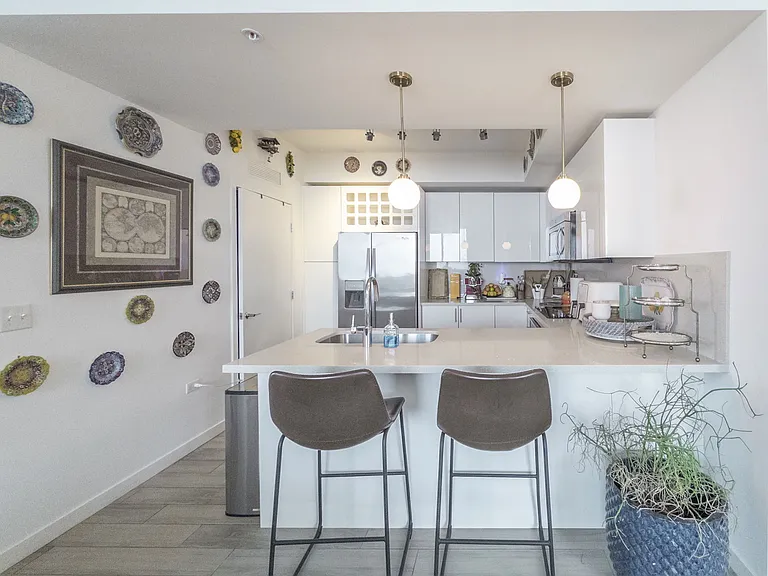999 SW 1st Ave #3204 — Photo 6